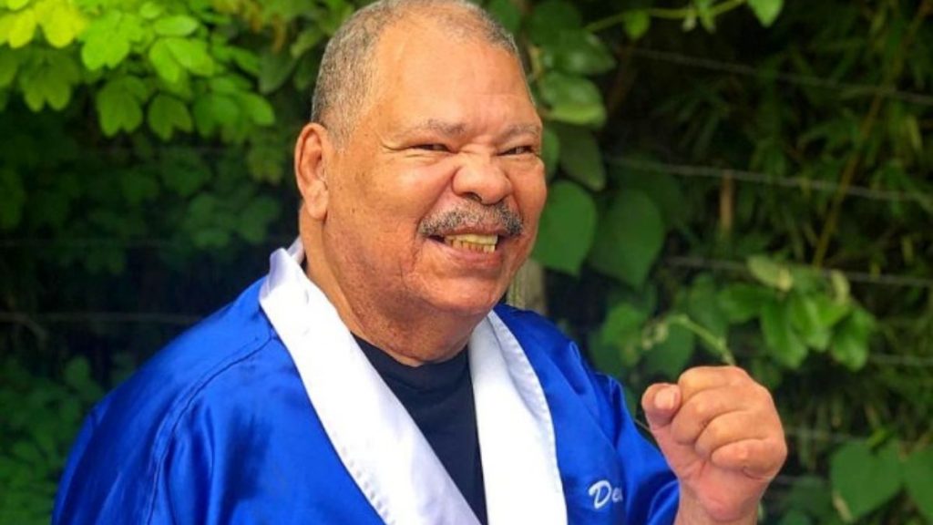 Morre o lendário boxeador brasileiro Maguila, aos 66 anos