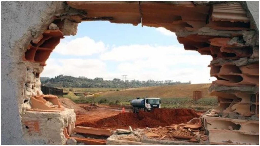 família obras vale Itabira