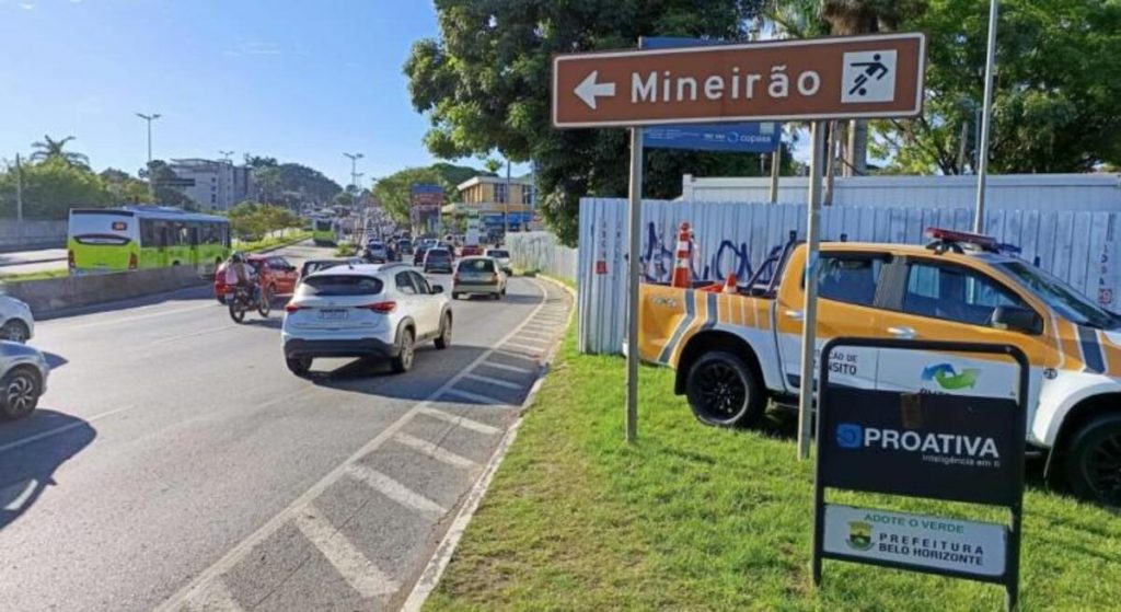 BH: Trecho da avenida Otacílio Negrão de Lima, na Pampulha, é liberado; obras continuam