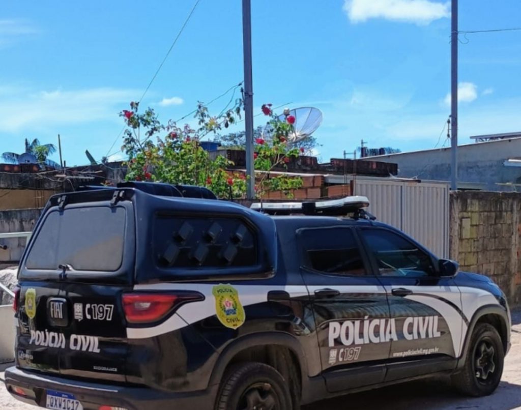 MG: Homem é preso suspeito por se passar por servidor da prefeitura para furtar comércios