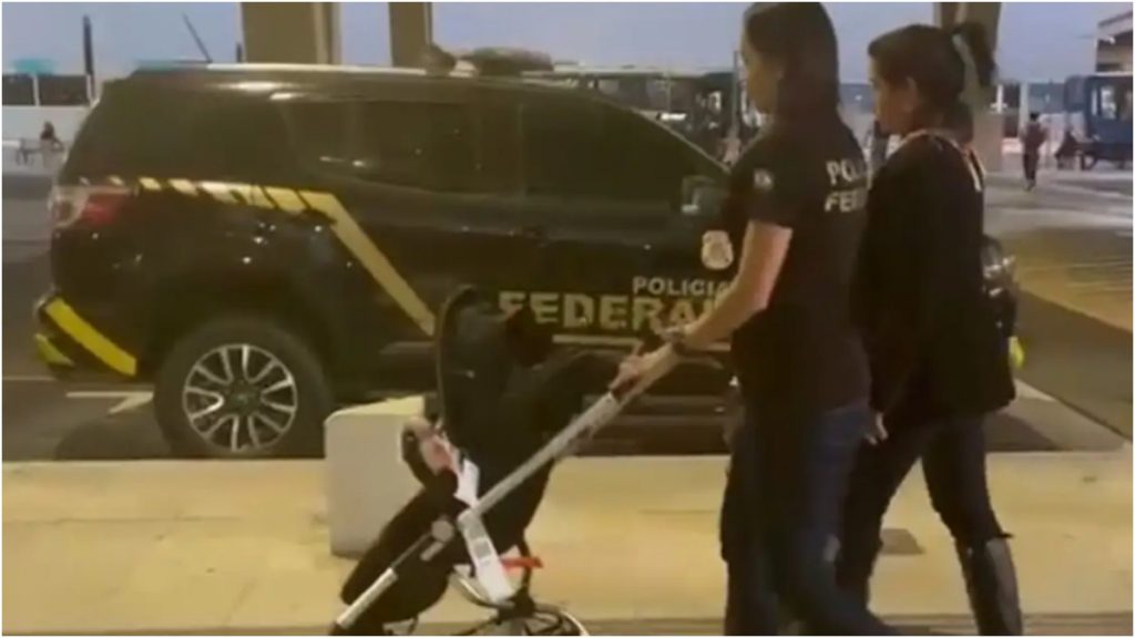 bebê tráfico