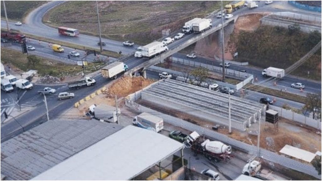 pm soldado viaduto contagem