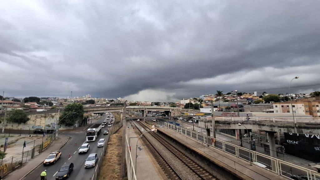 BH está sob alerta de pancadas de chuvas; veja a previsão do fim de semana