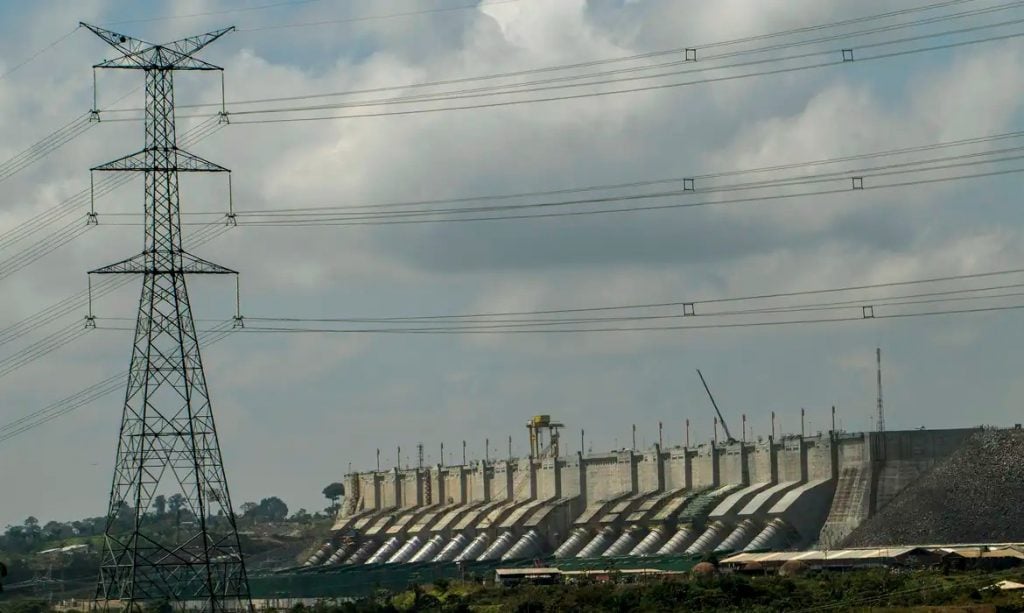 Conta de luz terá bandeira amarela em maio, decide Aneel