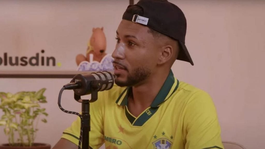 Durante bate-papo do Arreda Pra Cá, Colé Markin contou sobre promessa de tatuar rosto de jogador do Galo. (Reprodução/BHAZ)