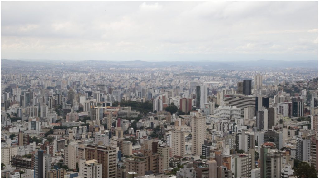 Tempo em Belo Horizonte: semana começa com chuva e risco de trovoadas