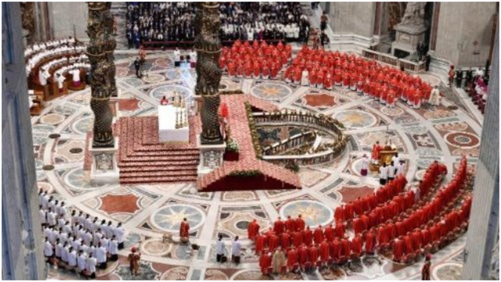 começa conclave