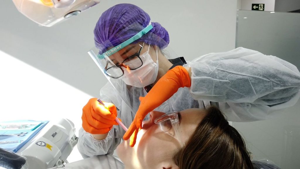 faminas oferece atendimento odontológico gratuito