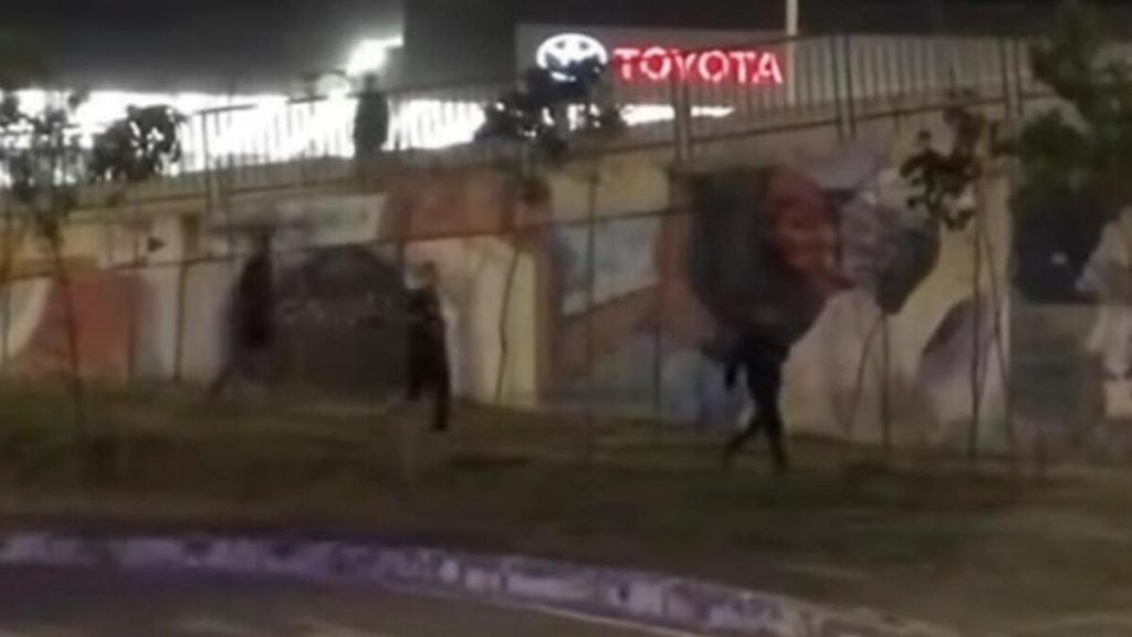 Vídeo flagra tentativa de furto a veículos na avenida Antônio Carlos, em BH