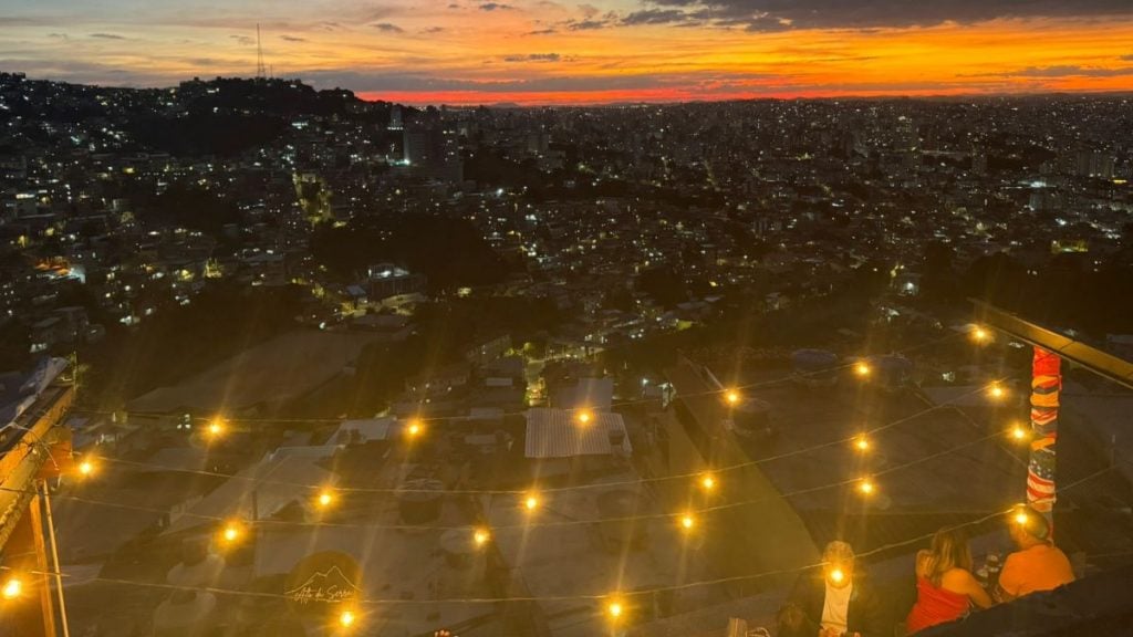 rooftop aglomerado da serra bh