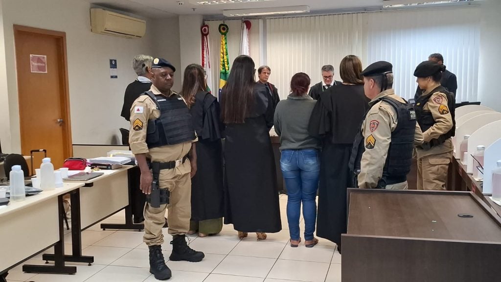 Mulher que matou e concretou corpo do marido em BH é condenada a mais de 10 anos de prisão