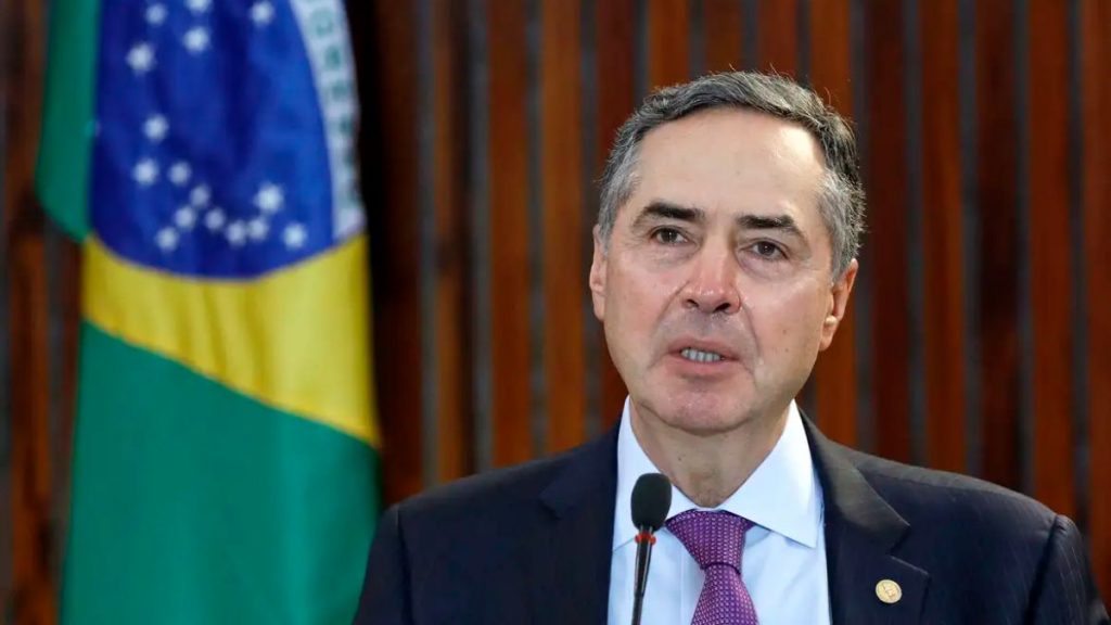 Barroso, ministro do STF, anuncia aposentadoria