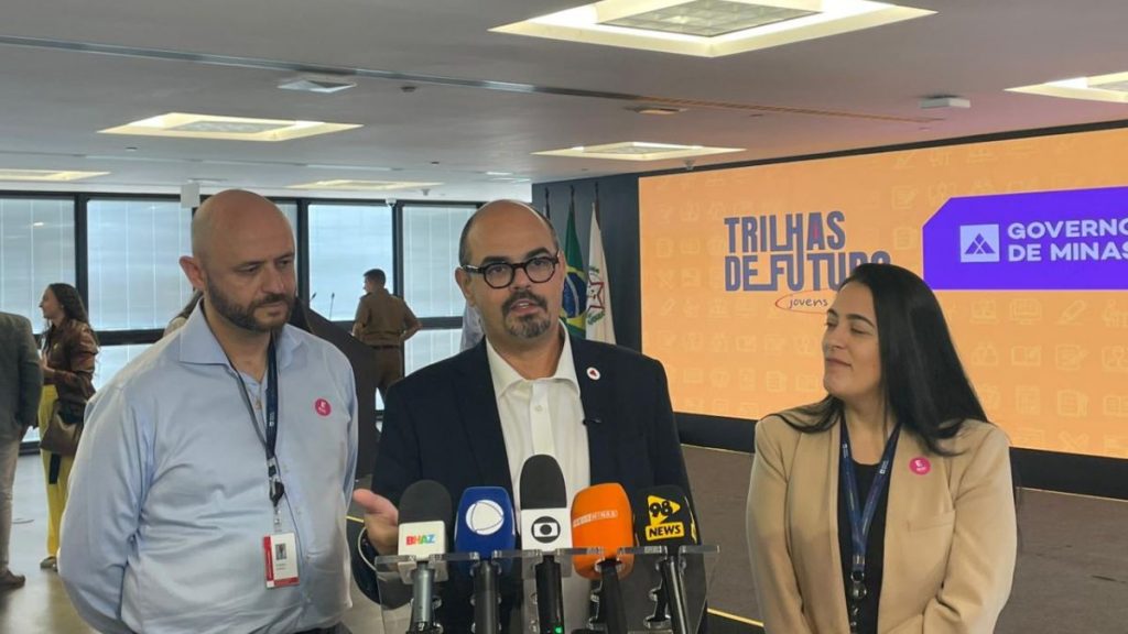 Governo de MG lança novo programa do Trilhas de Futuro