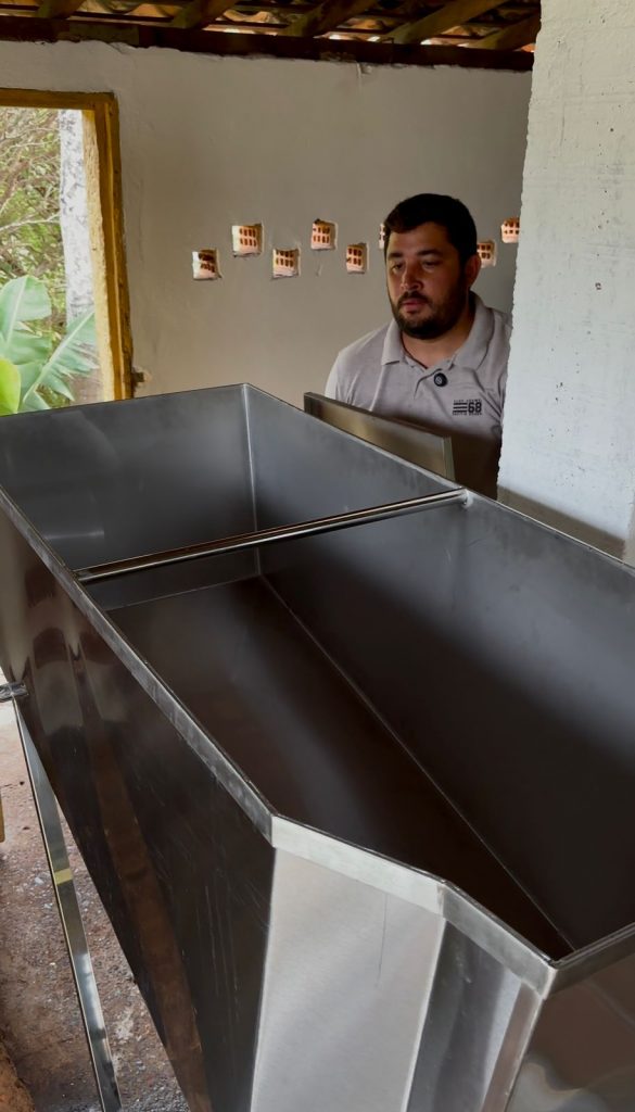 Caio Ayres ensina passo a passo de como fazer vinho de jabuticaba