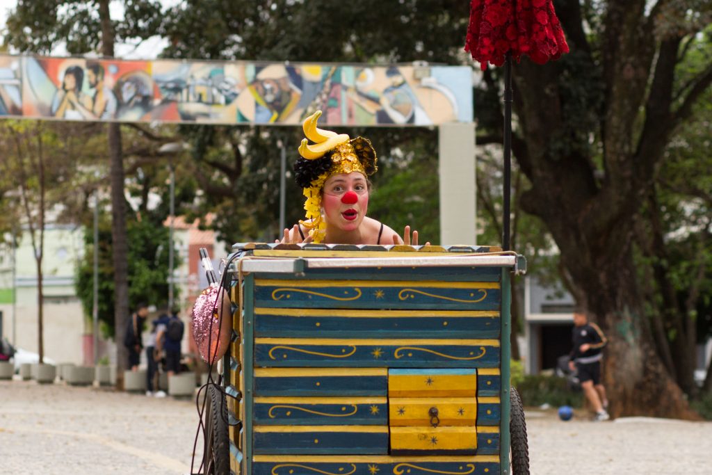 Cia. Caxangá leva circo, teatro e música às ruas de BH em novembro