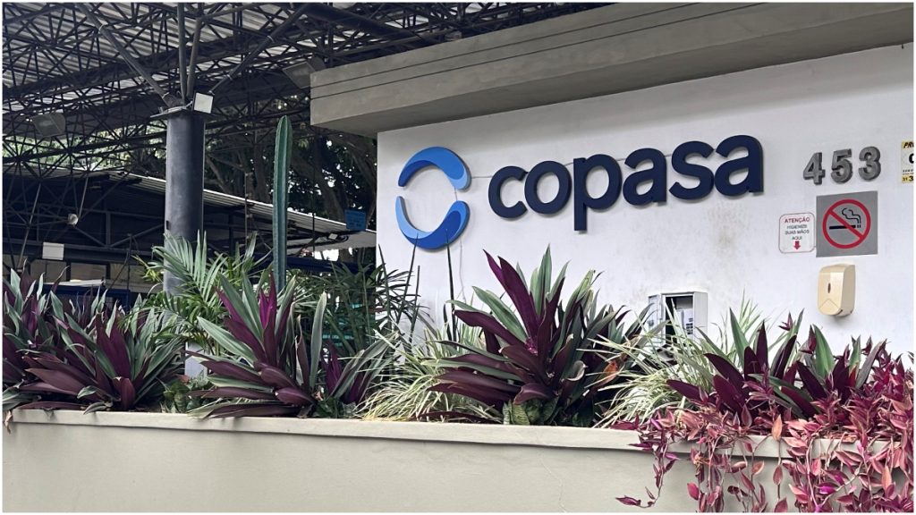 Copasa é condenada a indenizar casal que ficou 15 dias sem água, em Pedra Azul.