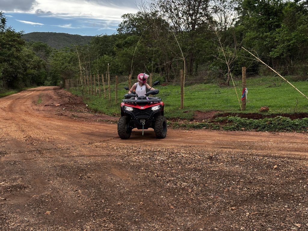 quadriciclo na serra do cipó