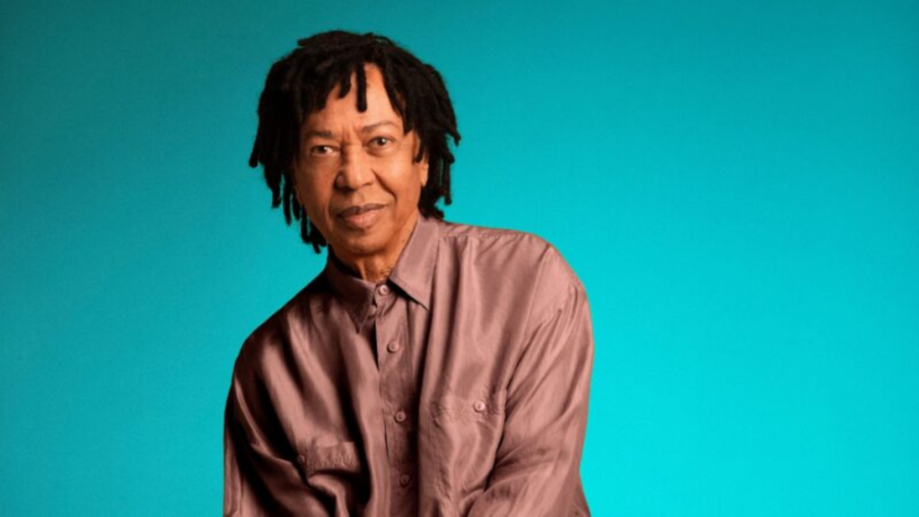 Venda geral de ingressos para turnê de Djavan em BH começa nesta quarta