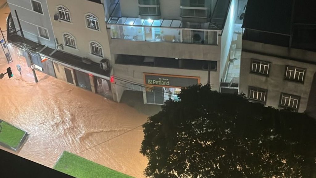 Juiz de Fora alagada