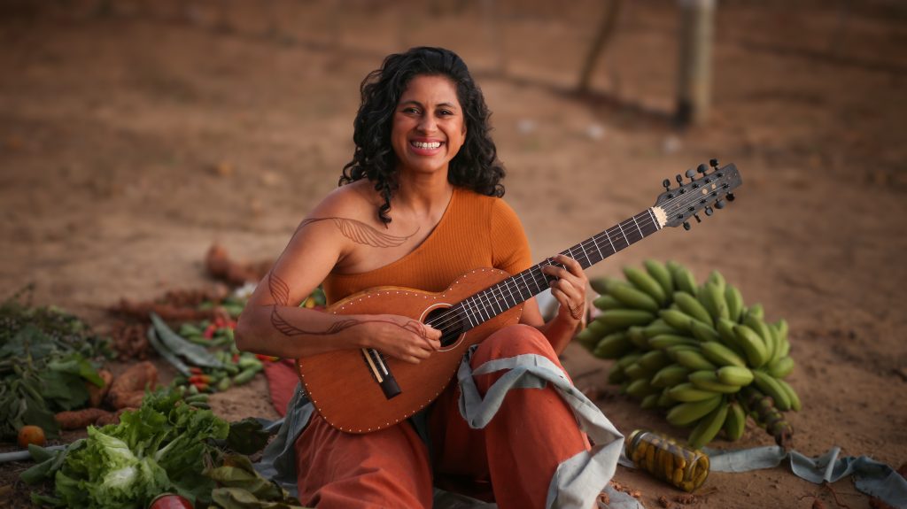 ‘Sarau Substantivo Mulher’ celebra 10 edições com quatro shows gratuitos em BH