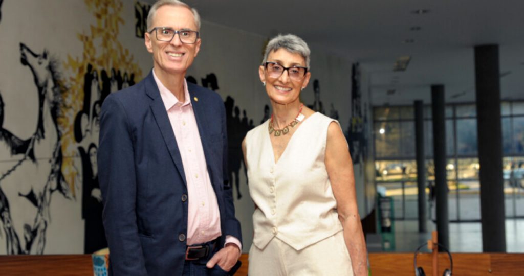 UFMG anuncia novo reitor e vice-reitora