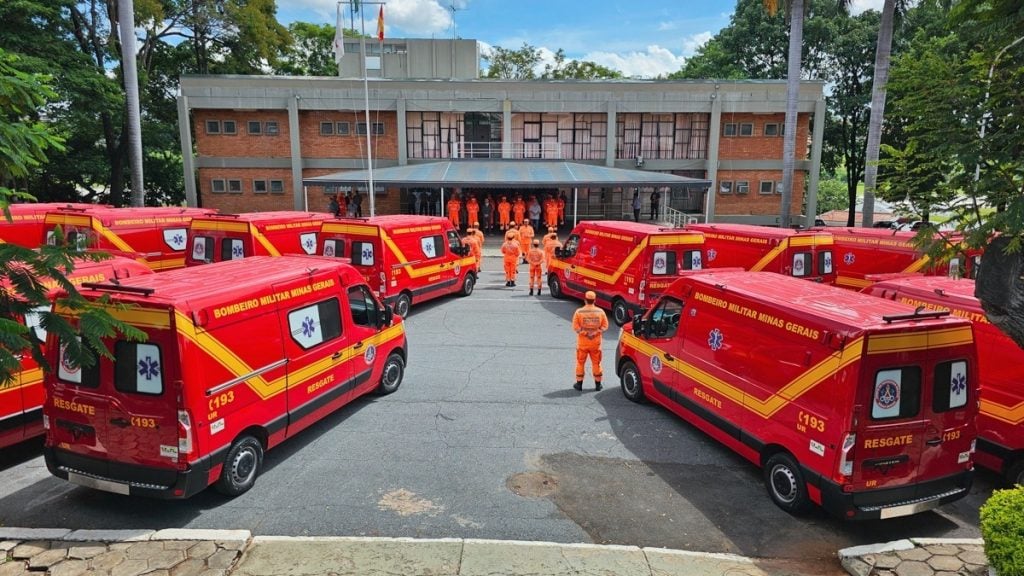 Corpo de Bombeiros de MG publica editais de concurso com 342 vagas e salários de até R$ 11.037,15