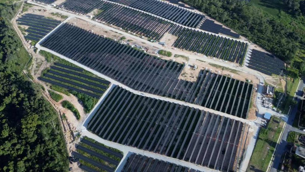 Usina fotovoltaica na Refinaria Gabriel Passos