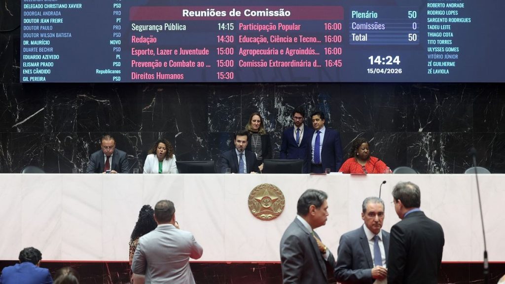 'De olho nas eleições': 17 dos 77 deputados de Minas trocam de partido; veja quem foi