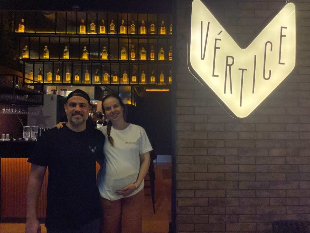 Chefs Guilherme Furtado e Gabriella Guimarães