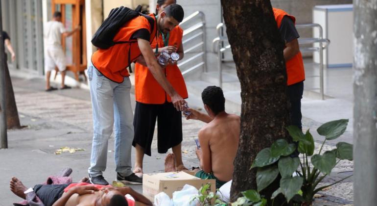Serviço de assistência social e compra de passagens para população em situação de rua já existe há 30 anos em Belo Horizonte