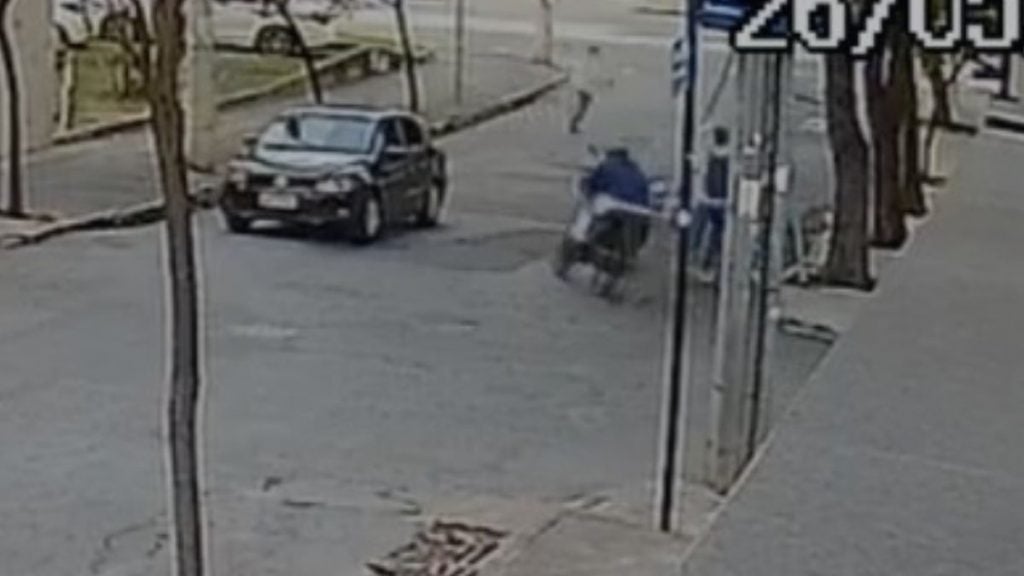 Mulher é furtada no bairro Fernão Dias