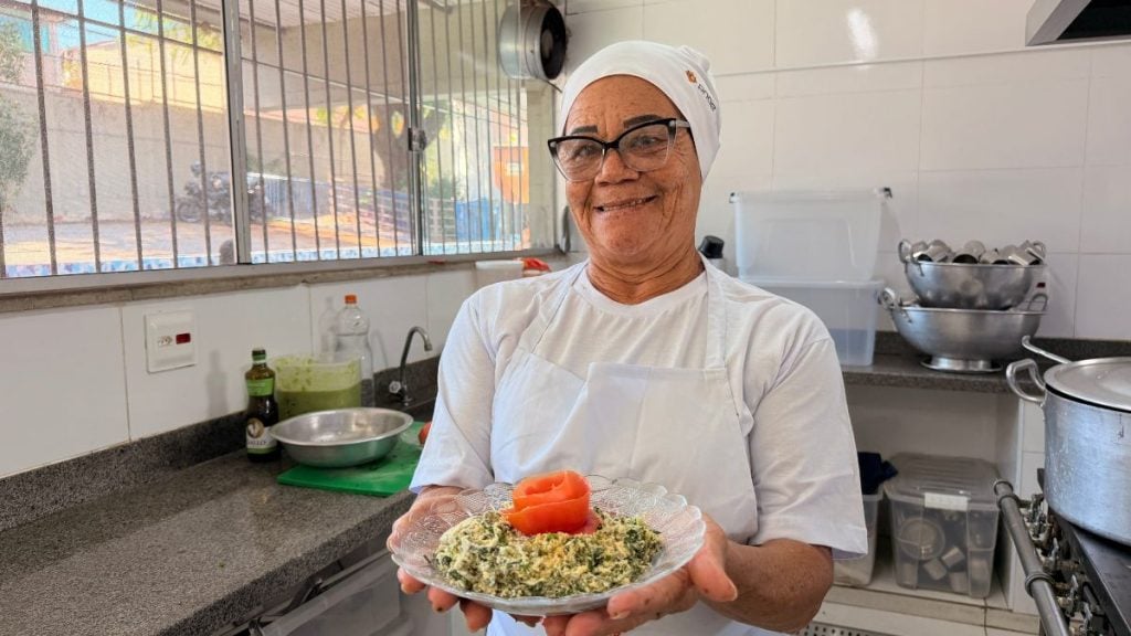 Farofa de ora-pro-nóbis de escola de BH conquista prêmio nacional
