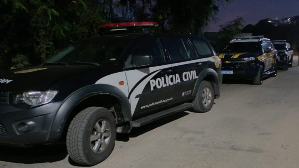 Polícia Civil e PRF cumprem seis mandados de busca e apreensão contra indivíduos que fazem manobras ilegais no trânsito