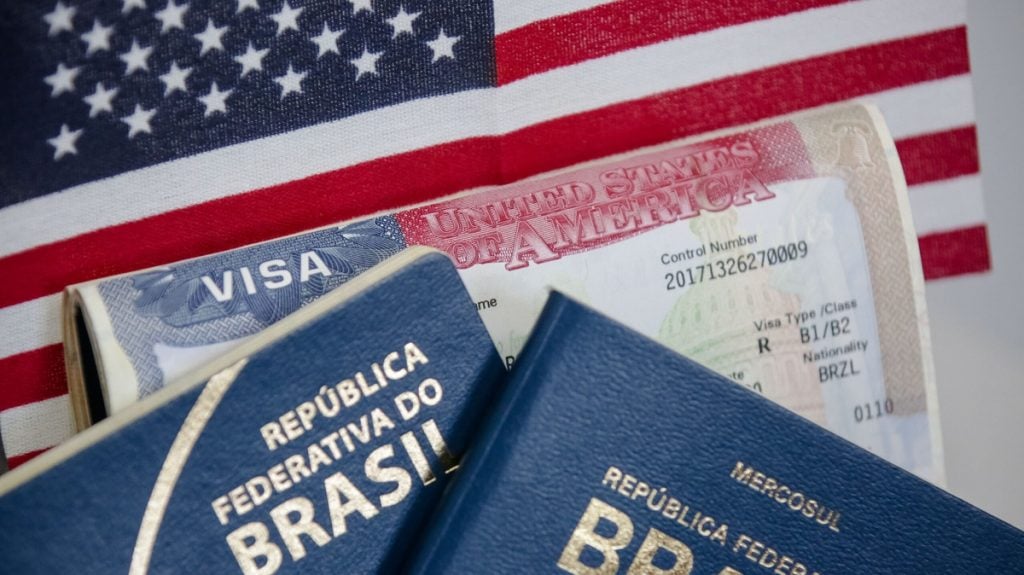 Suspeito de fraudar pedidos de vistos para a Copa do Mundo é indiciado por estelionato em BH