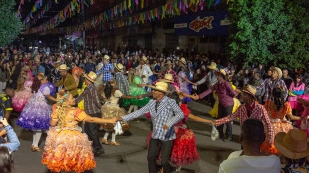 Arraiá de Contagem acontece nesta sexta