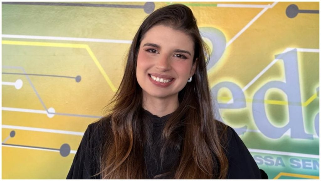 A professora por trás da escola de BH com a nota mais alta em redação no Enem