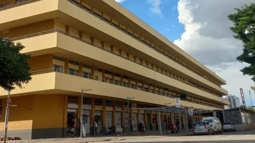Claudão anuncia novo bar com proposta de 'experiência sensorial' em BH