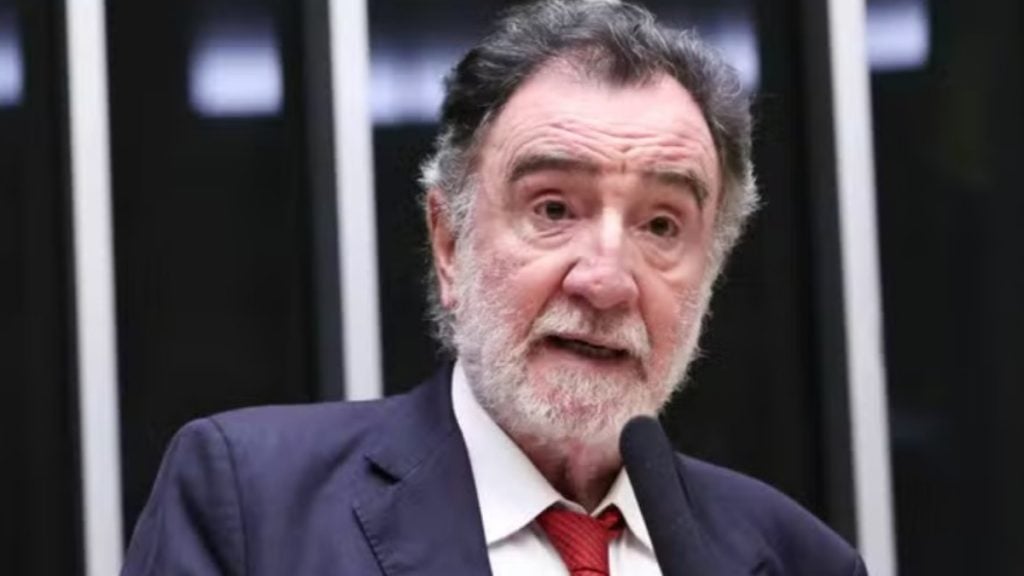 Patrus como candidato do PT deve movimentar tabuleiro das eleições em Minas Gerais.