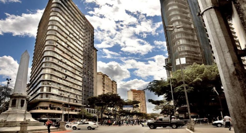 Pai que tentou vender o próprio filho no Centro de BH tem prisão preventiva convertida em preventiva pela Justiça
