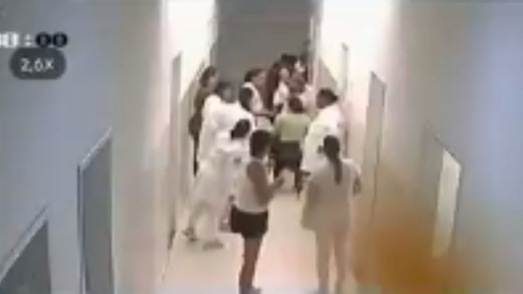 Bebê é salva após se engasgar com tampa de pomada em MG