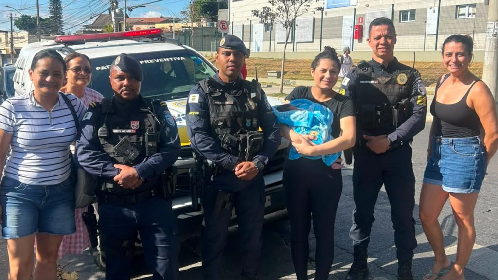 Guarda Municipal realiza manobra de desengasgo em bebê de 13 dias