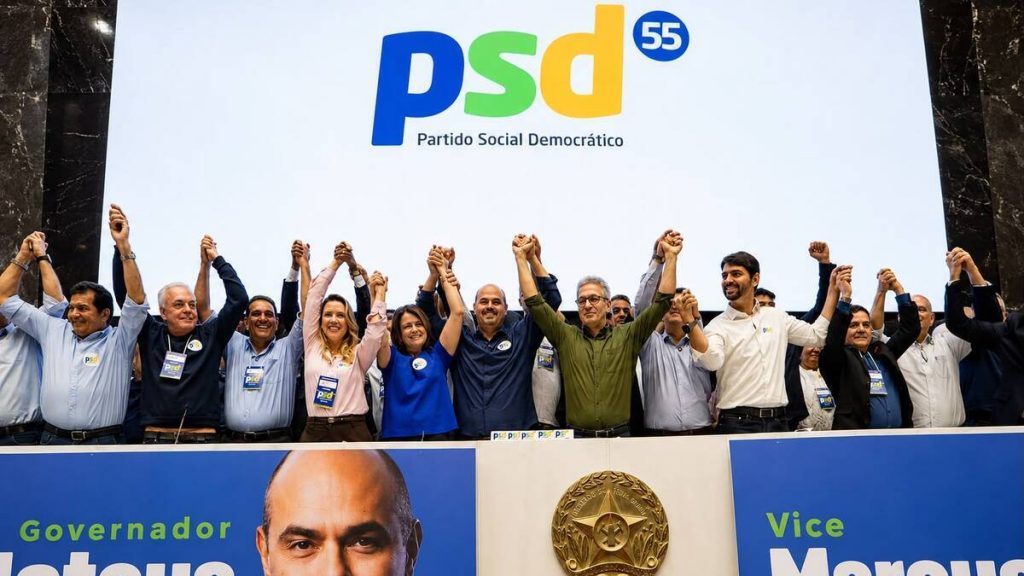 'Estão batendo a cabeça para saber quem vai ser candidato', provoca Mateus Simões em evento de confirmação de candidatura