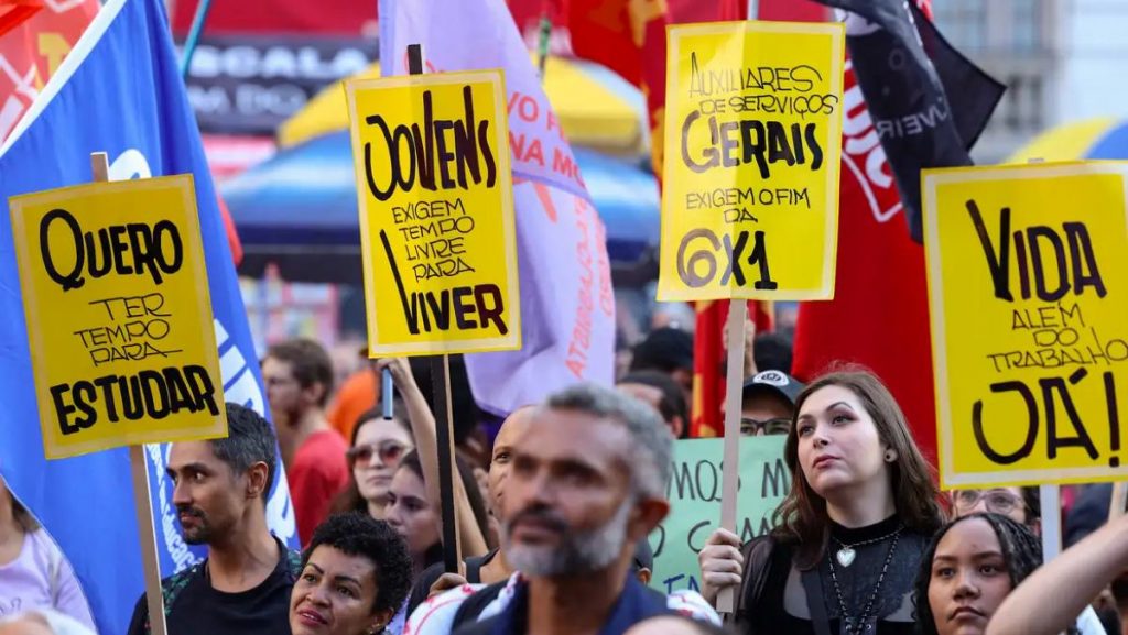 Protesto contra a jornada 6x1