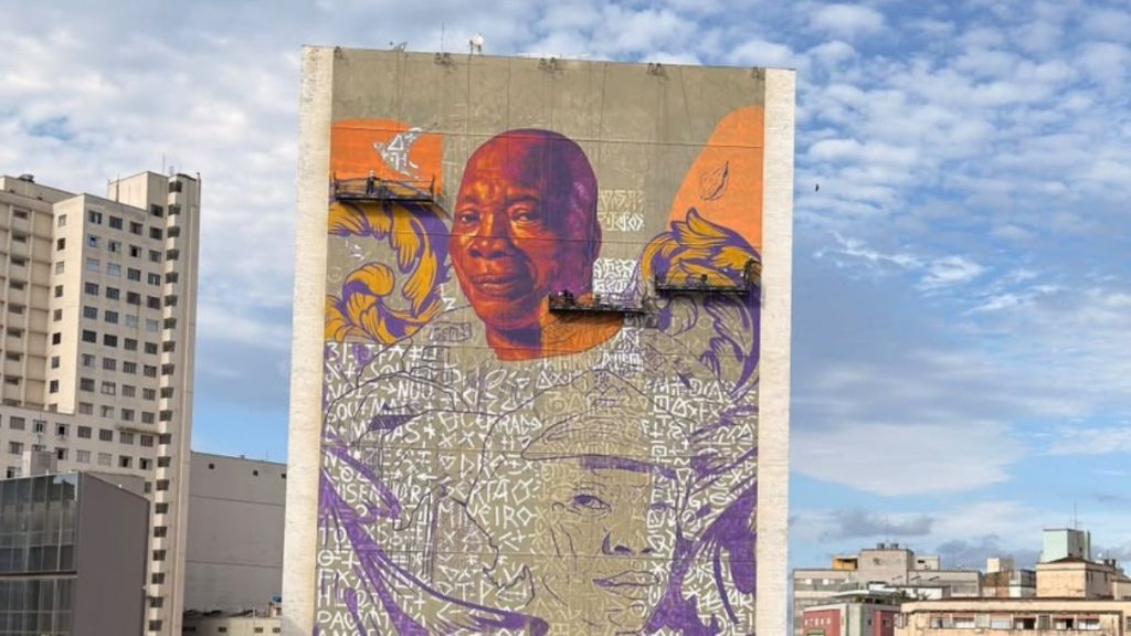 Centro de BH ganha mural em homenagem a Milton