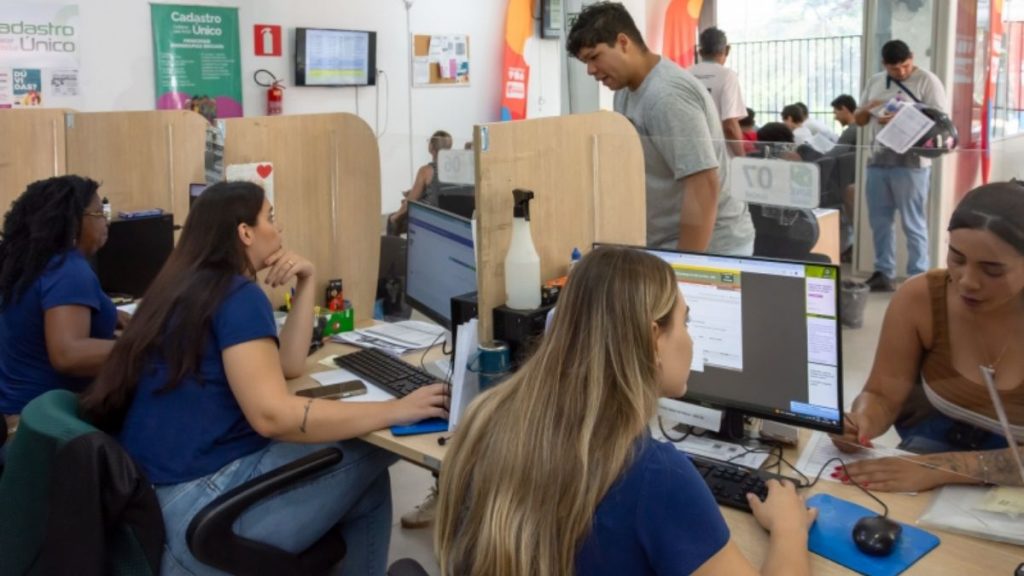 Mercado Livre abre 50 vagas de auxiliar de logística em Contagem