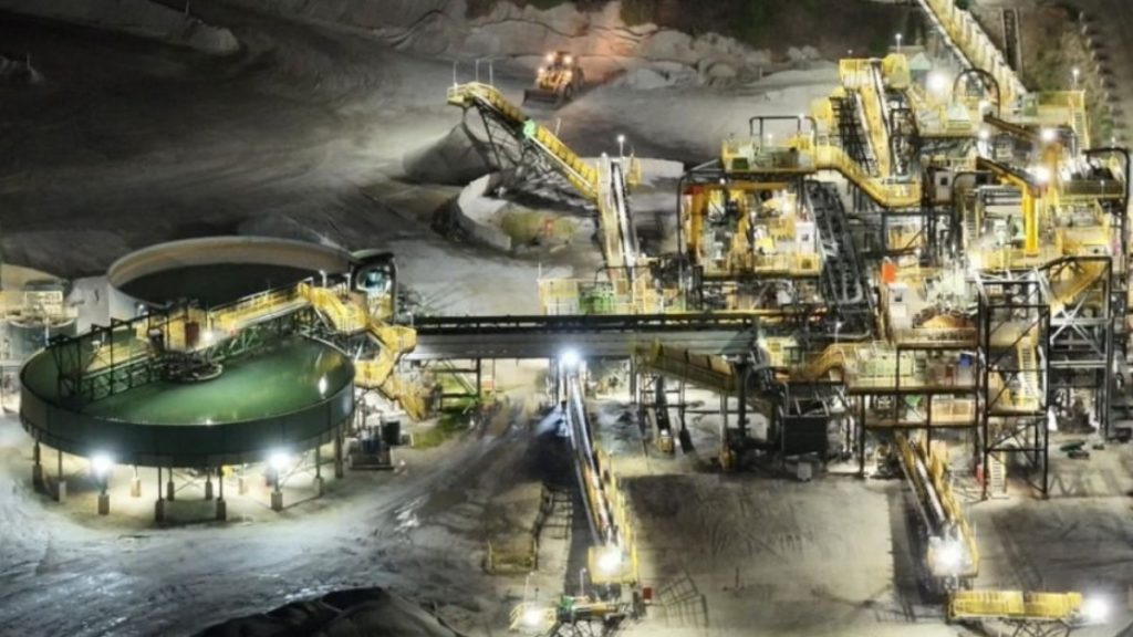 MP pede multa maior contra mineradora por operações noturnas em MG