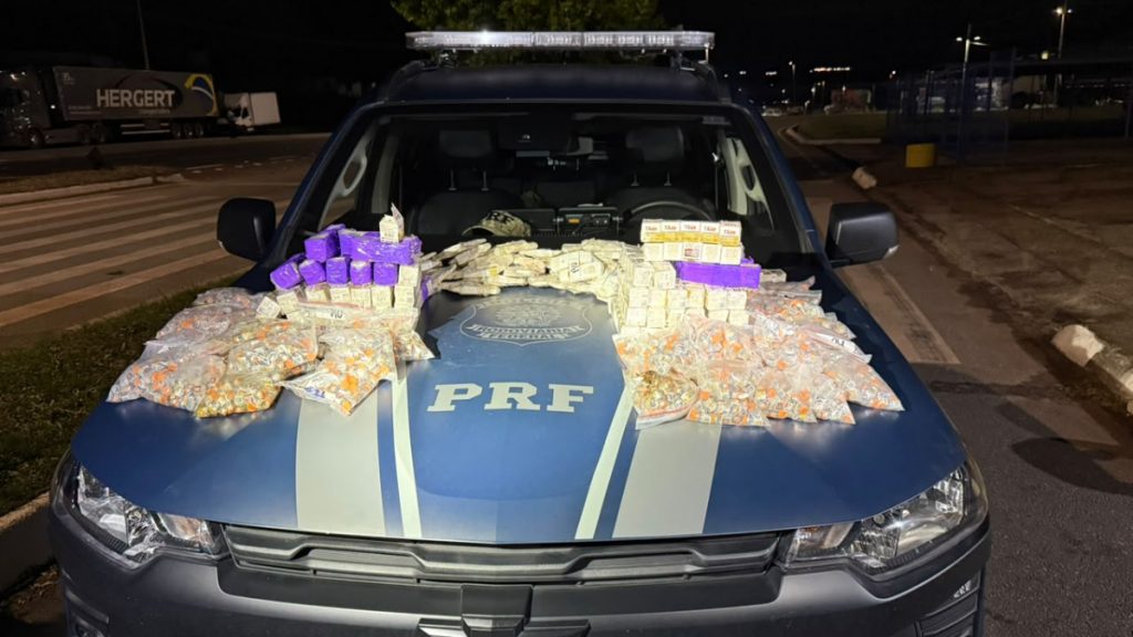 A Polícia Rodoviária Federal (PRF) apreendeu, nesta última segunda-feira (7), 2.828 ampolas de TG 15 - Tirzepatida.