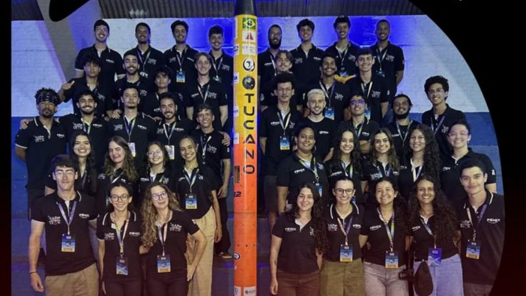 A Fênix: Estudos Astronáuticos, equipe de foguetes e estudos astronáuticos da Universidade Federal de Minas Gerais (UFMG)