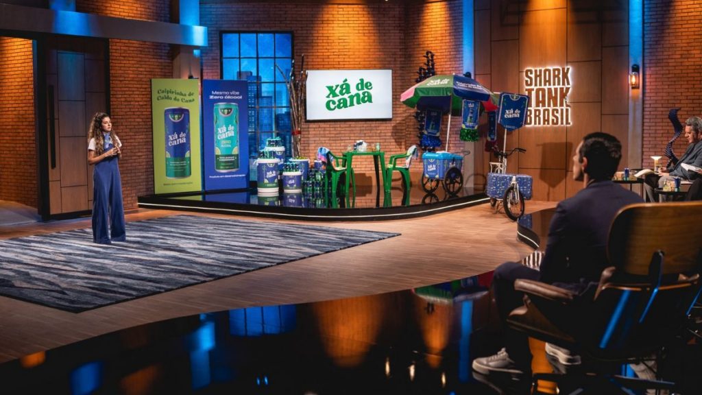still de sthella representando a xá de cana no shark tank brasil