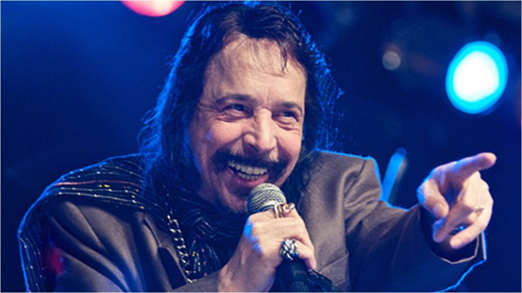 Morre benito de paula